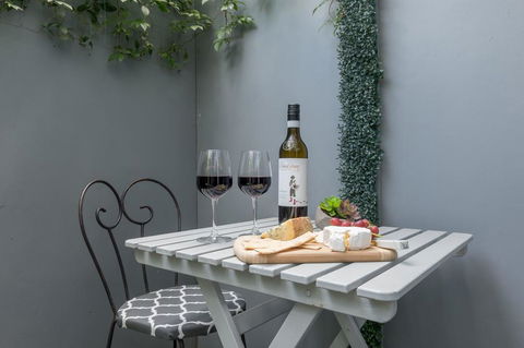 Sailaway Beach House - Grafton Accommodation 2