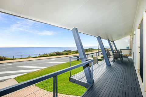 Salt - Grafton Accommodation 0