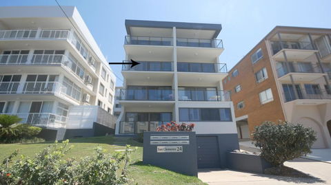 San Clemente Unit 4/24 Orvieto Terrace - Grafton Accommodation 0