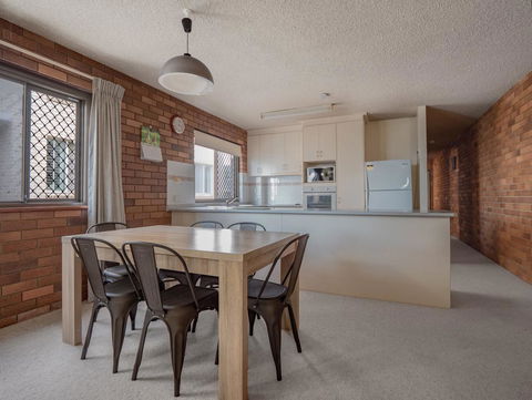 San Clemente Unit 4/24 Orvieto Terrace - Grafton Accommodation 3