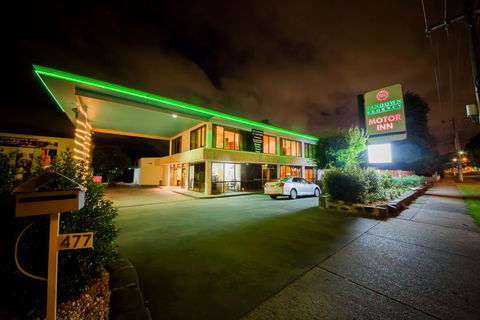 Sandown Regency Hotel & Apartments - Grafton Accommodation 0