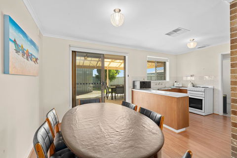 Sandpiper Aldinga Beach - Grafton Accommodation 2