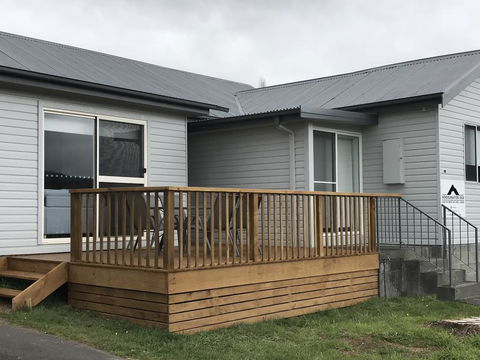Schoolmasters Digs - Grafton Accommodation 2