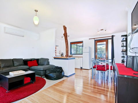 Sea Devine - Grafton Accommodation 1