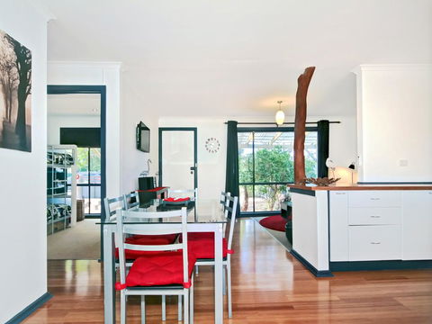 Sea Devine - Grafton Accommodation 2