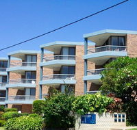 Sea Point Ocean Apartments - Grafton Accommodation