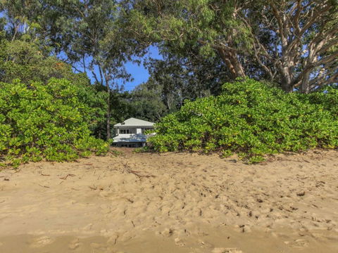 Seabreeze Beachfront - Clifton - Grafton Accommodation 0