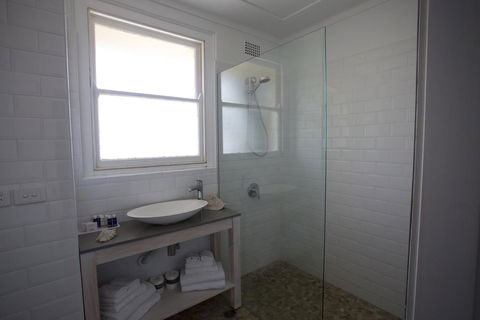 Seabreeze Hotel - Grafton Accommodation 2