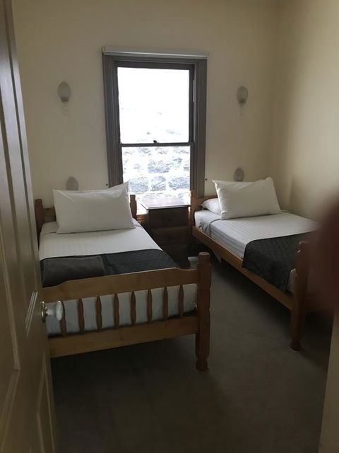 Seacombe House Motor Inn Port Fairy - Grafton Accommodation 2