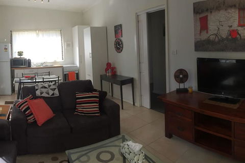 Self-contained Private 2 Bedroom Apartment - Grafton Accommodation 1