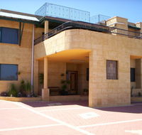 Shark Bay Views B  B - Grafton Accommodation