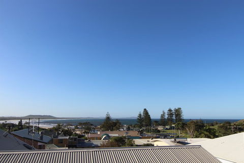 Shiloh Holiday House, 14 East Street - Grafton Accommodation 0