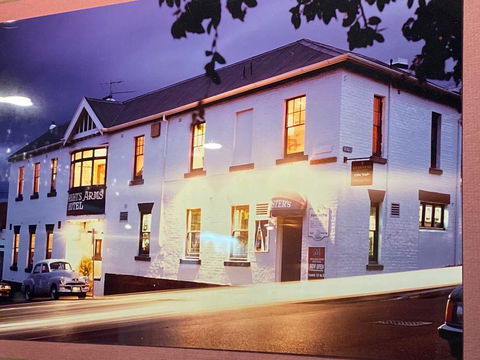 Shipwrights Arms - Grafton Accommodation 0