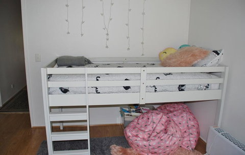 SHORE BEATS WORK - INVERLOCH - Grafton Accommodation 3