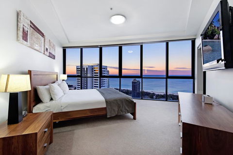 Sierra Grand Broadbeach - Grafton Accommodation 0