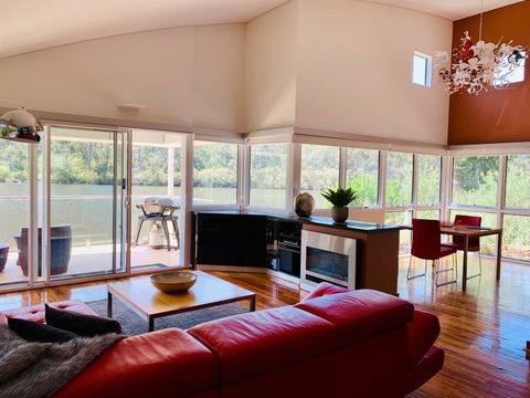 Silkwood Estate - Grafton Accommodation 1