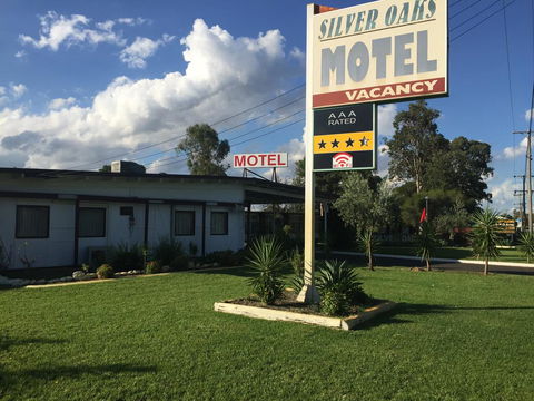 Silver Oaks Motel - Grafton Accommodation 2