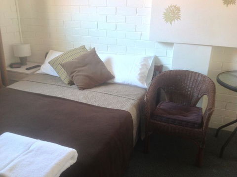 Silver Sands Studio Room - Grafton Accommodation 2