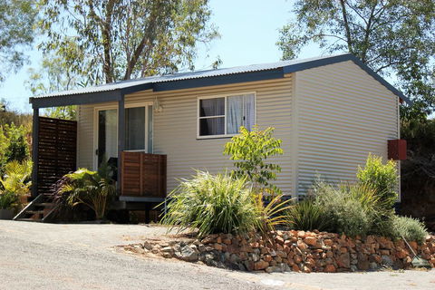 Silver Wattle Cabins - Grafton Accommodation 0