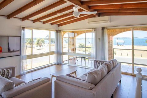 South Coast Retreat - Grafton Accommodation 2