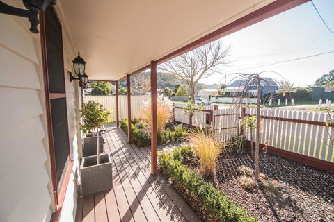 Sovereign Hideaway - Grafton Accommodation 3