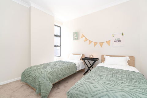 SP246-Brandnew Modern Apt In Penrith With Parking - Grafton Accommodation 2