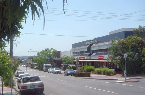 Spacious Apartment With Generous Entertaining - Grafton Accommodation 1