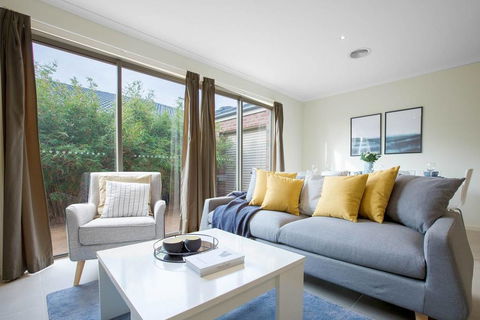 Spacious Lovely 5Beds Home@Point Cook - Grafton Accommodation 0