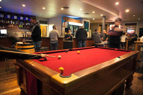 Sporties Hotel - Grafton Accommodation 3