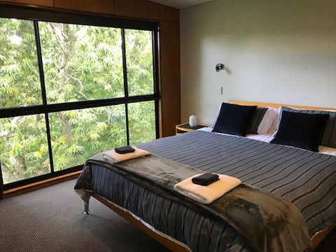 Springbrook25 Whole House - Grafton Accommodation 3