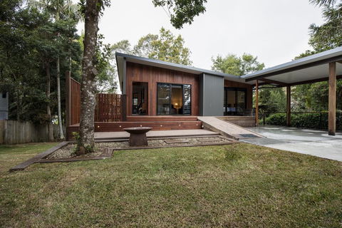 Springbrook25 Whole House - Grafton Accommodation 1