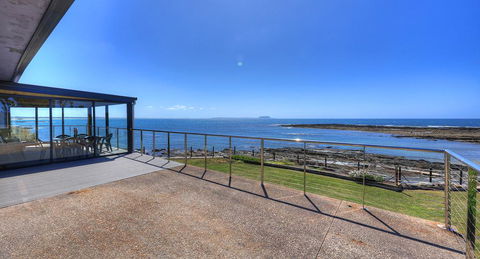Stanley View Beach House - Grafton Accommodation 0