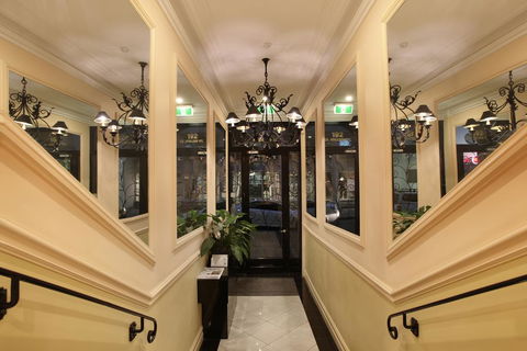 StayCentral On Little Collins - Grafton Accommodation 2
