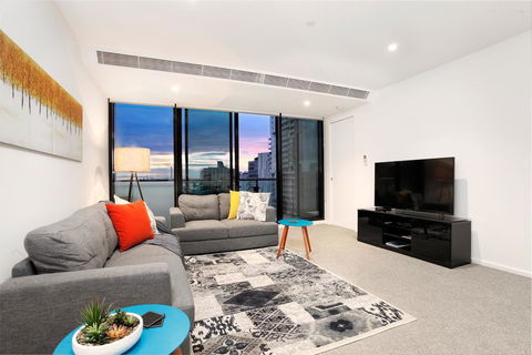 StayCentral On Lonsdale - Grafton Accommodation 3