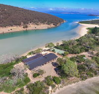 Steeles Island Retreat - Grafton Accommodation