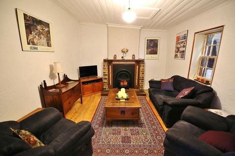 Stonewall Cottage - Grafton Accommodation 2