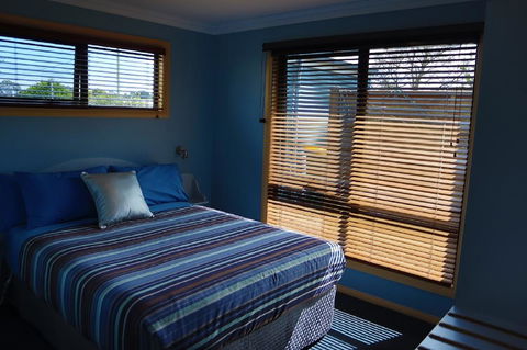 Strahan Bungalows - Grafton Accommodation 1