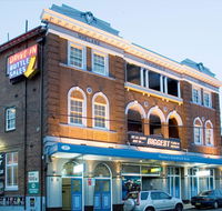 Strathfield Hotel - Grafton Accommodation