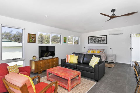 Studio 36 - Grafton Accommodation 2