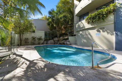 Stunning Views Great Location Sunshine Beach! - Unit 1 Vista Pacific 12 Bryan Street - Grafton Accommodation 1