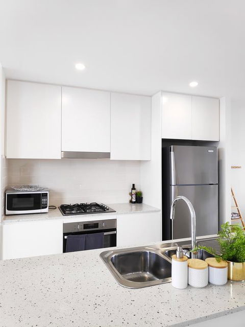Stylish Liverpool 2Bed 2Bath Apartment -Skyline Views! -Masks Provided - Grafton Accommodation 3