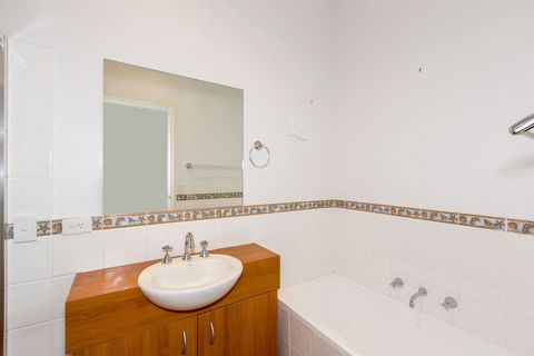 STYLISH, SUN-DRENCHED AND SOPHISTICATED - Grafton Accommodation 2