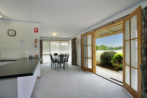 Summerfield Winery And Accommodation - Grafton Accommodation 3