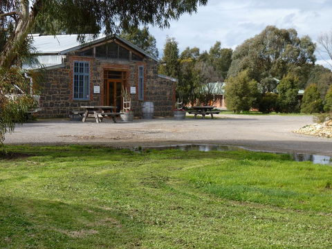 Summerfield Winery And Accommodation - Grafton Accommodation 1