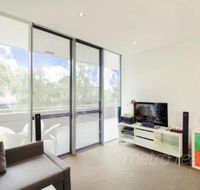 Sunny 3 Bedroom Apartment in Turrella - Grafton Accommodation