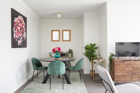 Sunny Apartment In Quiet And Green Neighbourhood - Grafton Accommodation 2