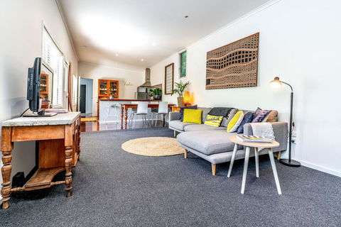 SUNSET BEACH SHACK On SURF - Grafton Accommodation 1