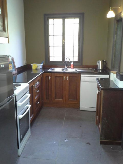 Sunset Cottages - Grafton Accommodation 3