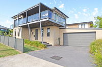 Book Inverloch Accommodation Vacations Grafton Accommodation Grafton Accommodation