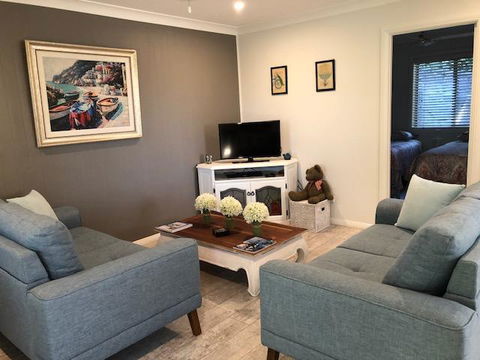 Sunshine Coast Tropical Getaway - Grafton Accommodation 0